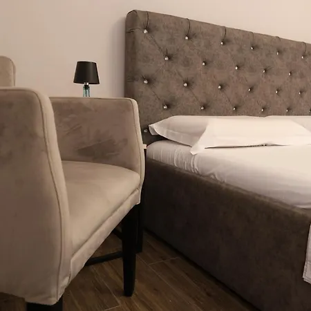 Center Хостел *